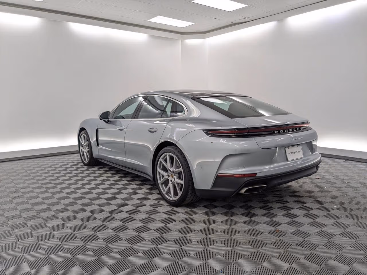2025 Porsche Panamera Base - Photo 20