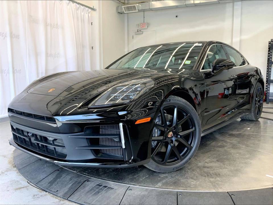 2026 Porsche Panamera