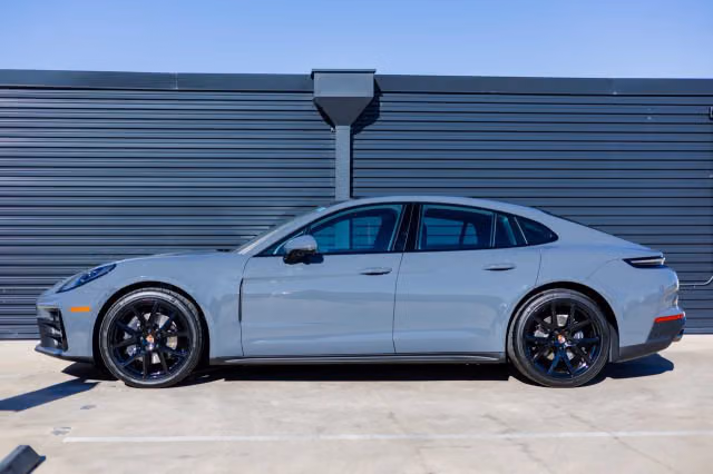 2026 Porsche Panamera Base - Photo 10