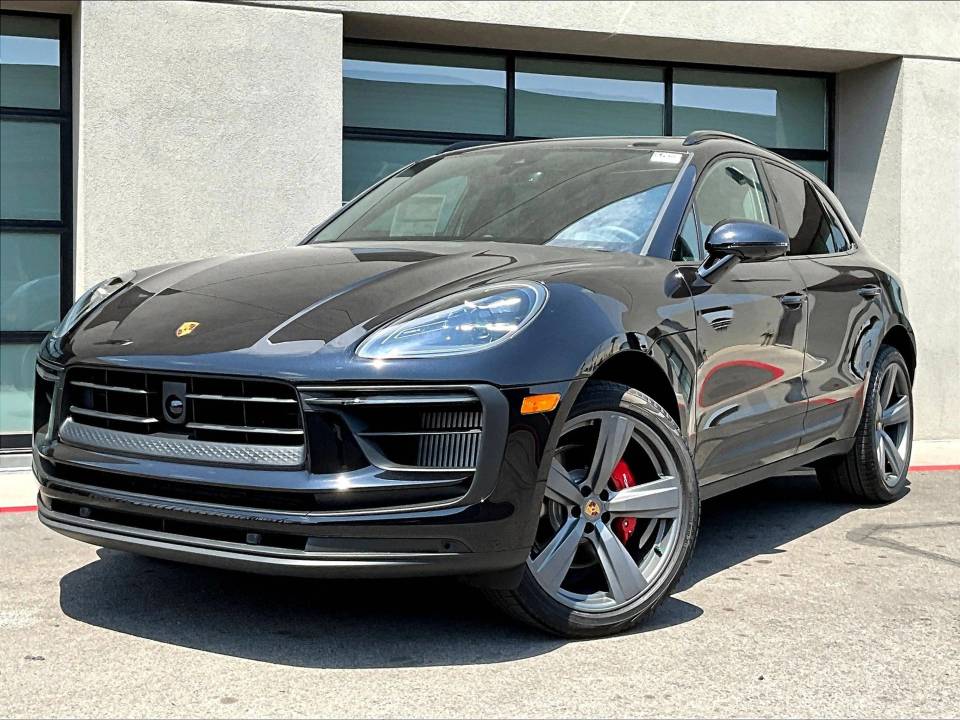 2025 Porsche Macan
