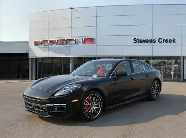 2026 Porsche Panamera Turbo E-Hybrid - Photo 6