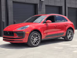2026 Porsche Macan's photo