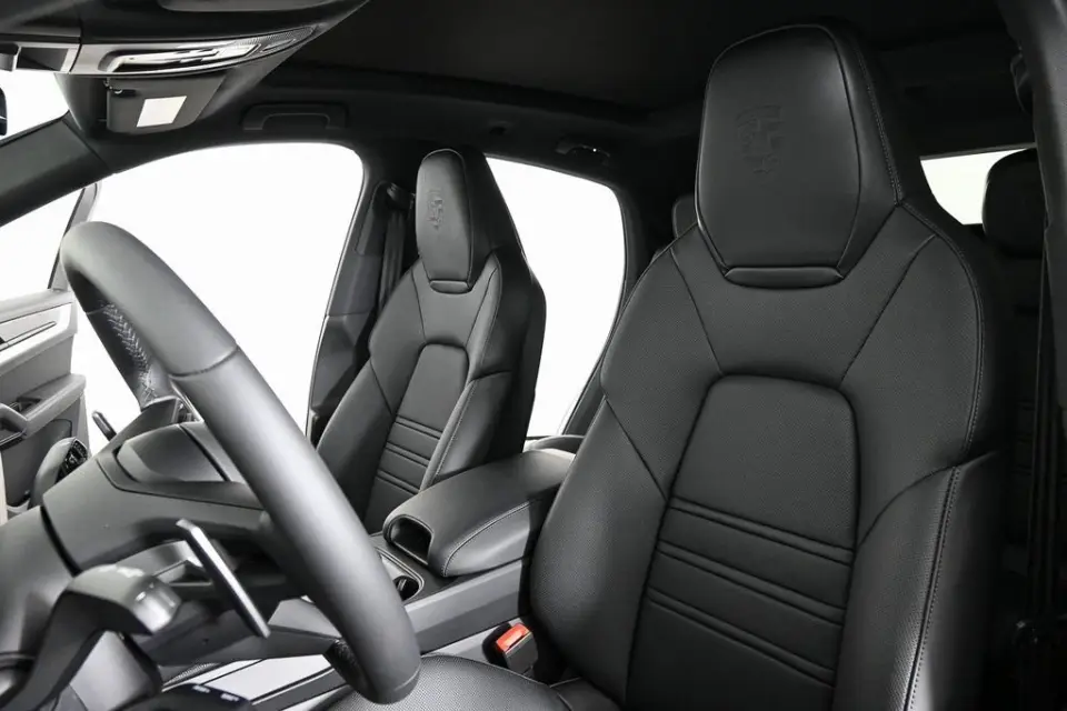 2026 Porsche Cayenne Coup Base - Photo 39