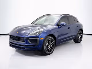 2026 Porsche Macan's photo
