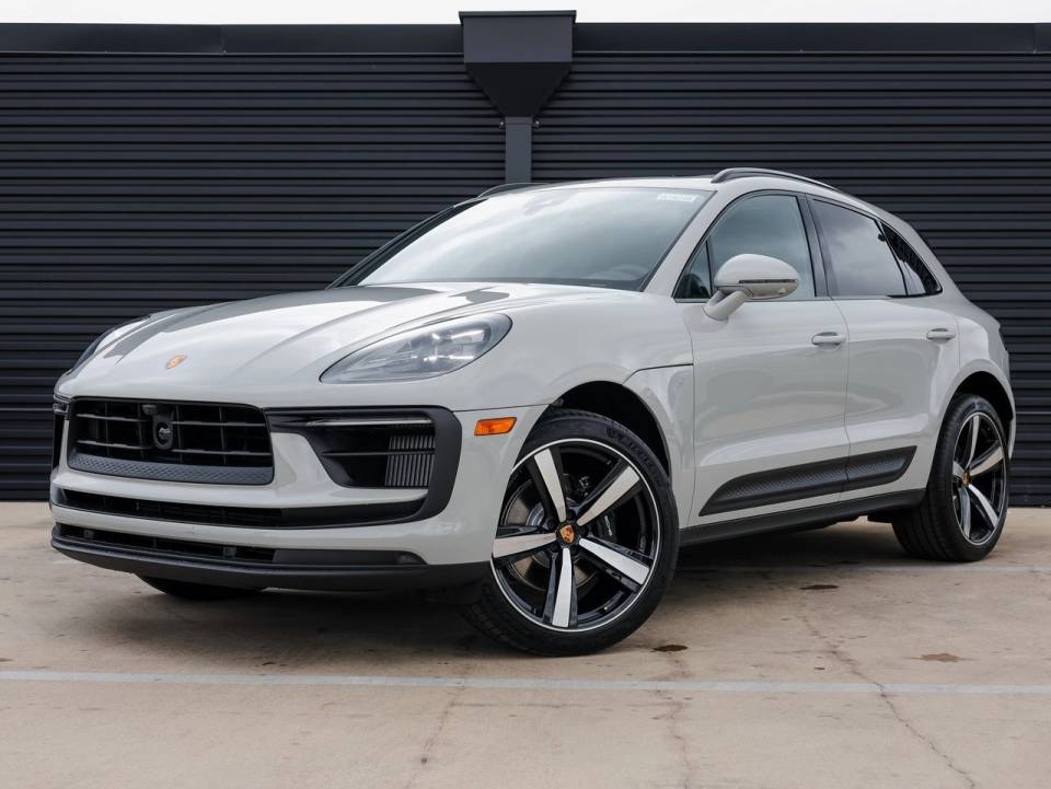 2026 Porsche Macan