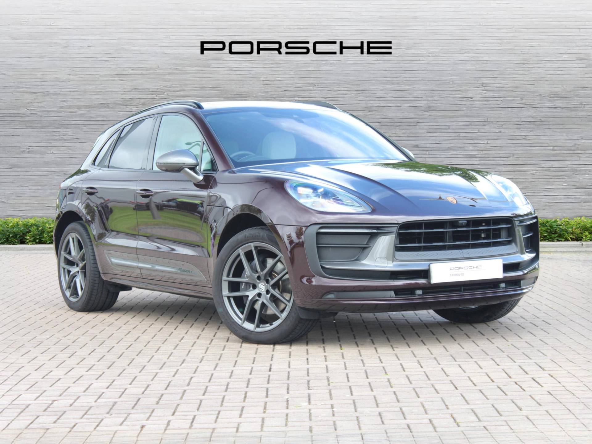 Macan T, photo 1 of 41