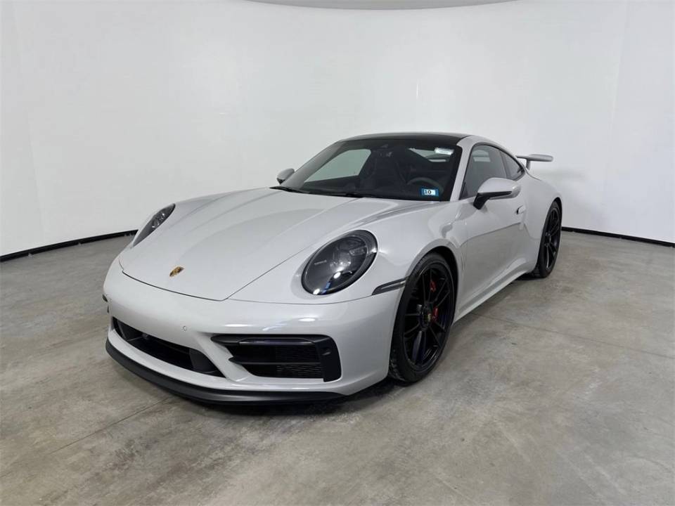 2024 Porsche 911 GTS