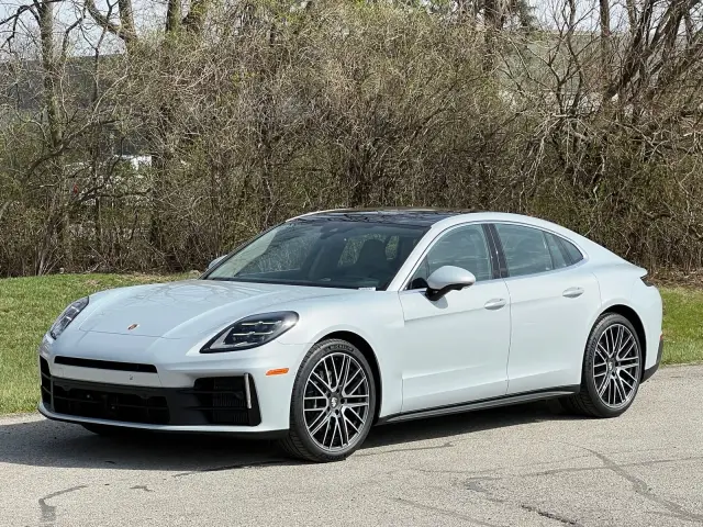 2026 Porsche Panamera Base - Photo 6