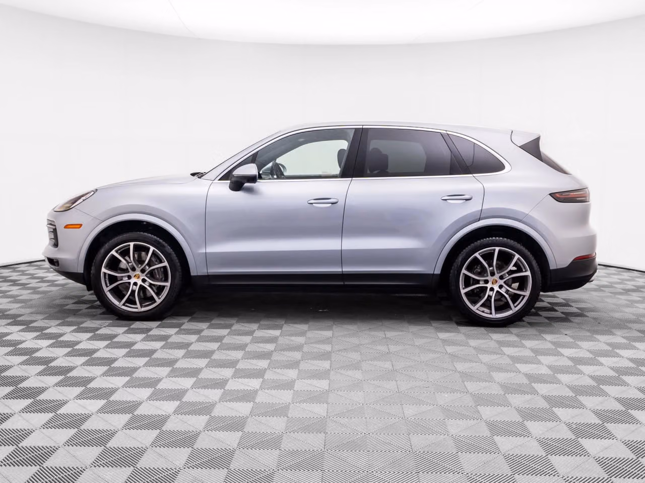 2023 Porsche Cayenne Base - Photo 12