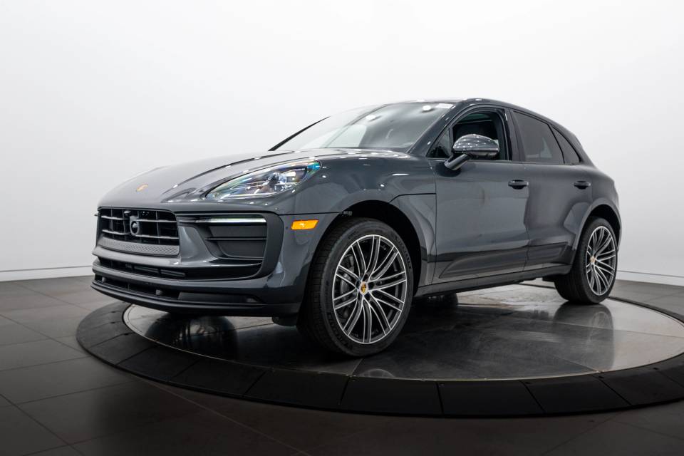 2026 Porsche Macan