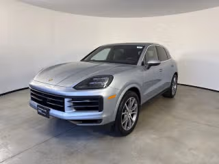 2025 Porsche Cayenne -'s photo