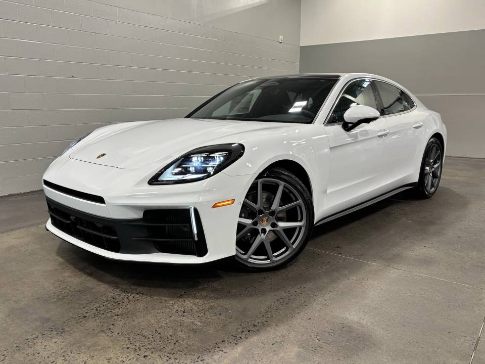 2026 Porsche Panamera