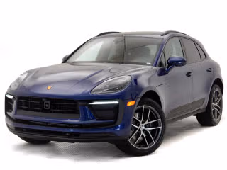 2025 Porsche Macan's photo