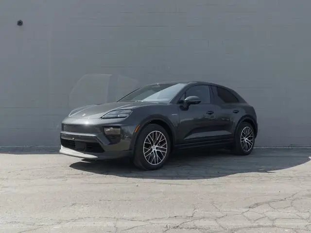 2026 Porsche Macan Base - Photo 8