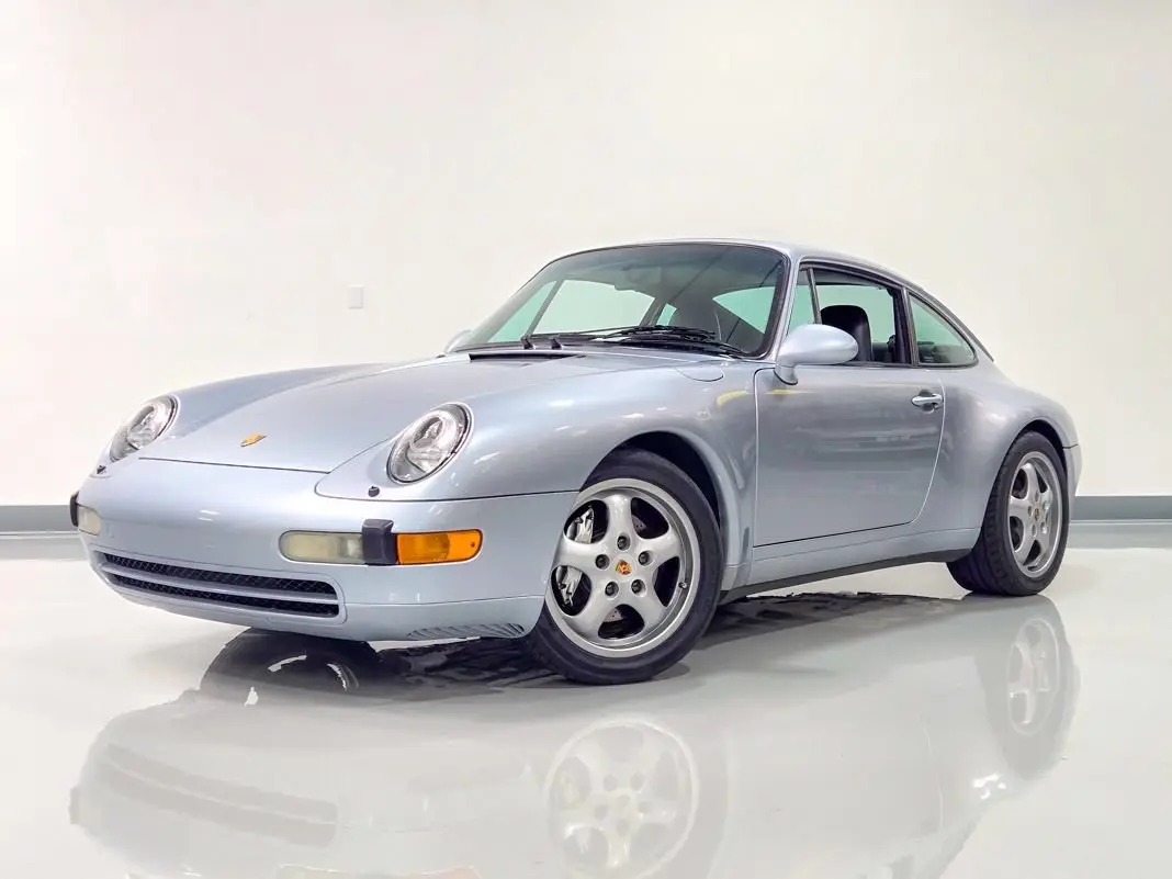 1995 Porsche 911 Carrera 4