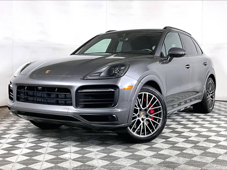 2023 Porsche Cayenne