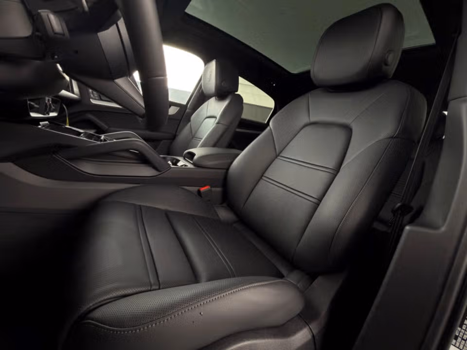 2026 Porsche Cayenne Coupe Base - Photo 35