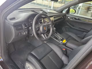 2026 Porsche Macan Base - Photo 25