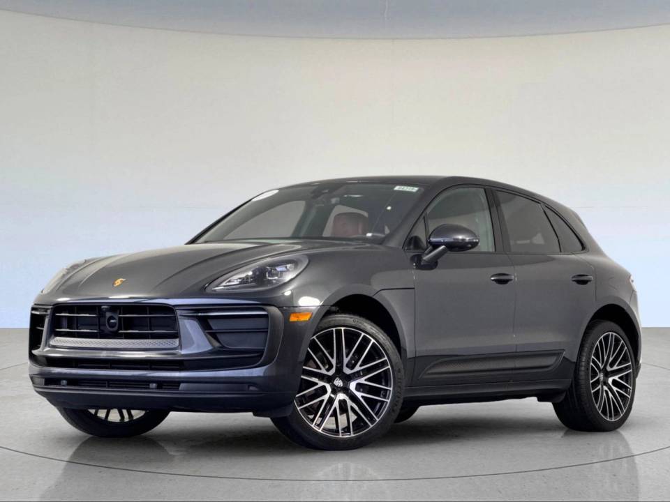 2025 Porsche Macan