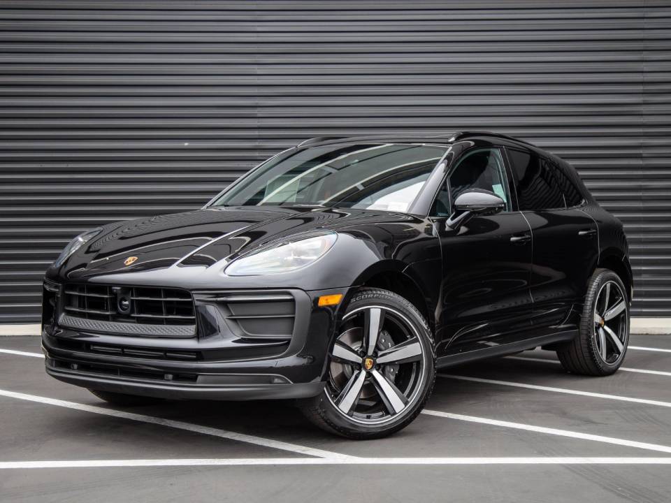 2026 Porsche Macan
