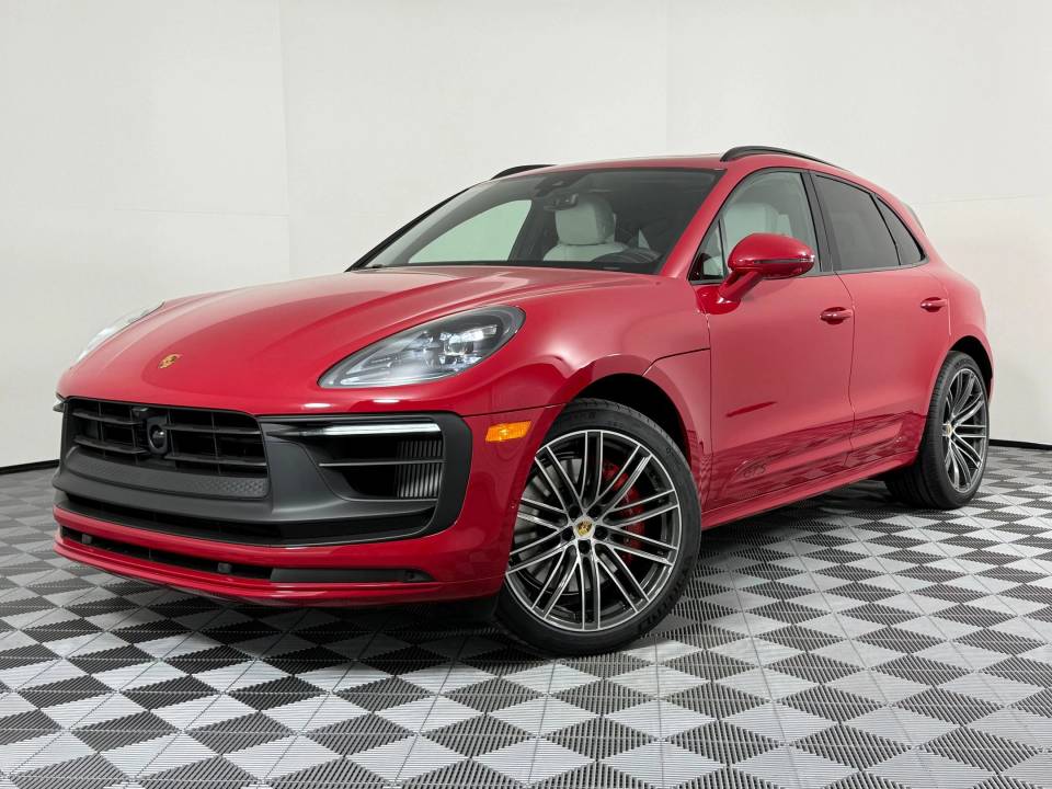 2026 Porsche Macan GTS