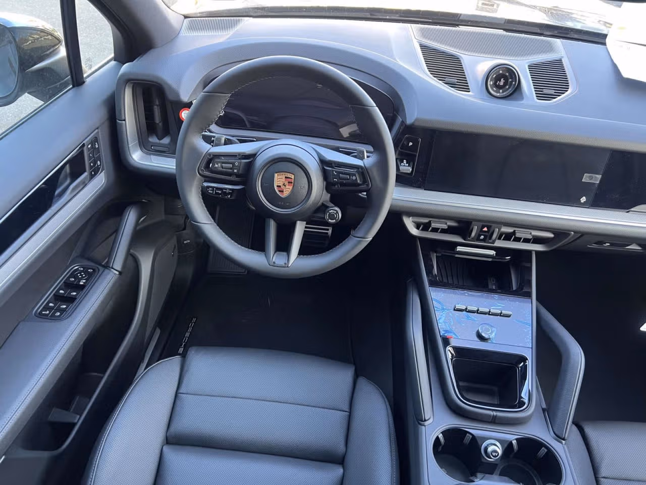 2026 Porsche Cayenne S E-Hybrid - Photo 28