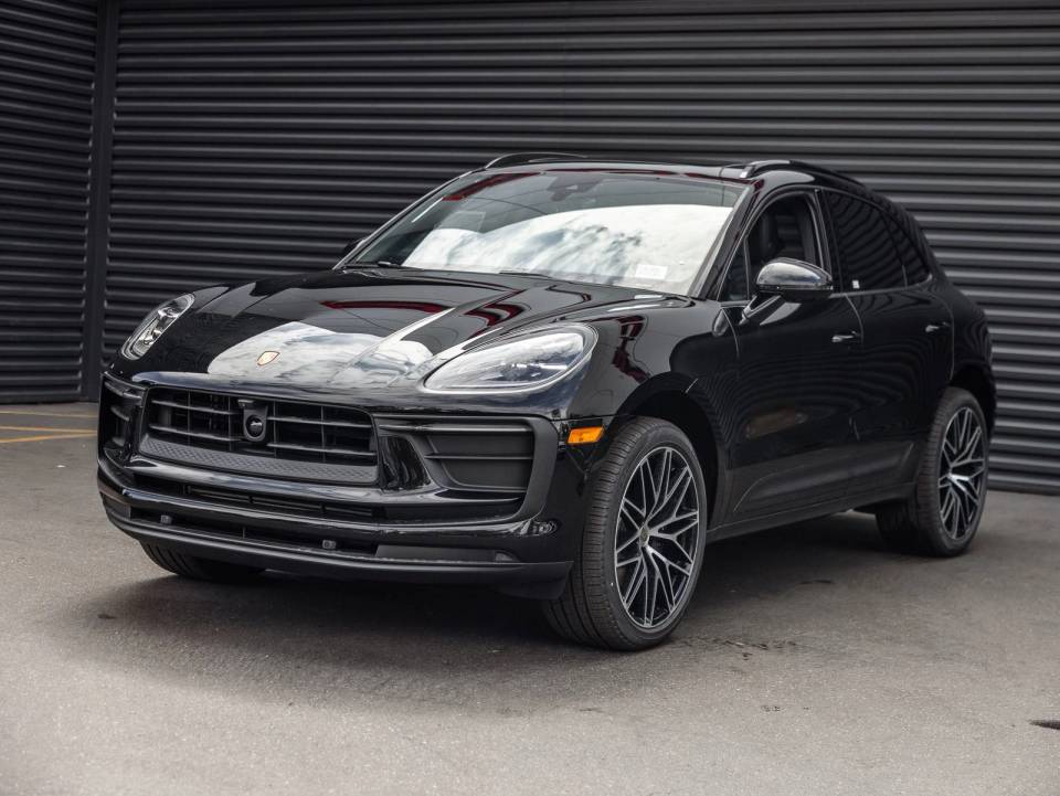 2026 Porsche Macan