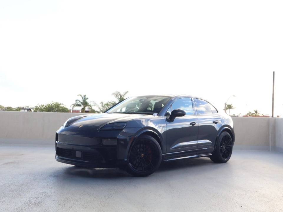 2026 Porsche Macan