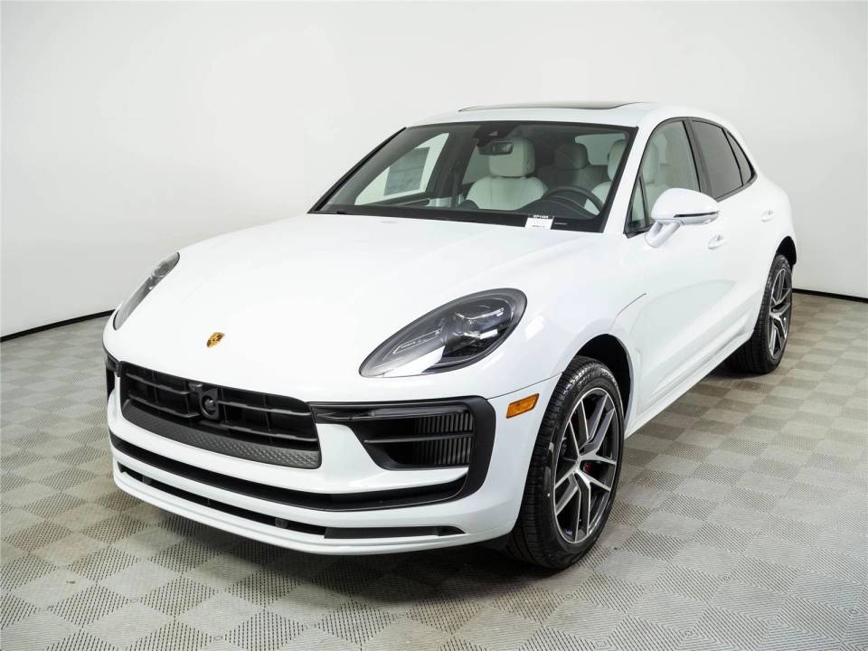 2026 Porsche Macan