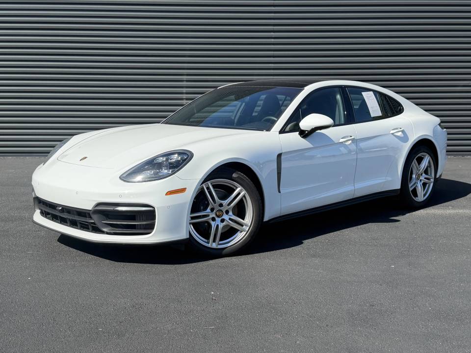 2022 Porsche Panamera Platinum Edition