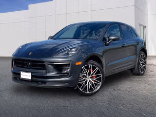 2023 Porsche Macan S's photo