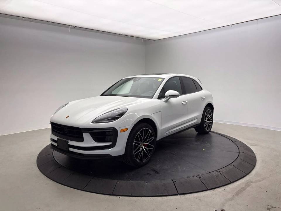 2023 Porsche Macan