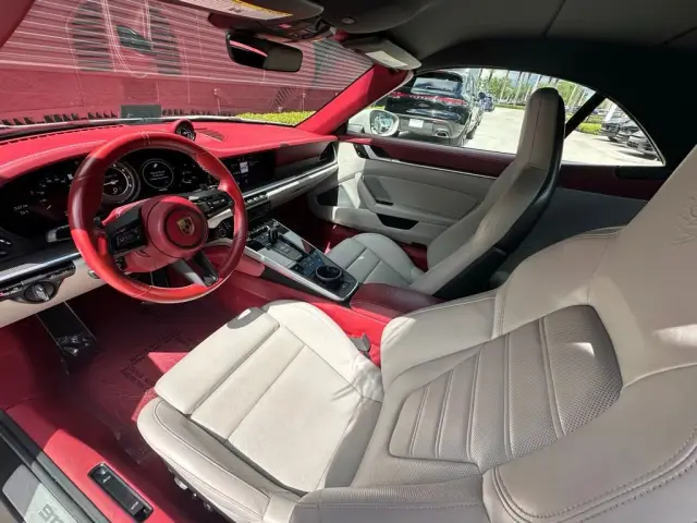 2021 Porsche 911 Turbo S - Photo 30