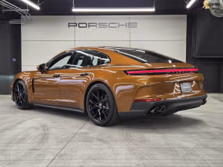 2026 Porsche Panamera Base - Photo 17