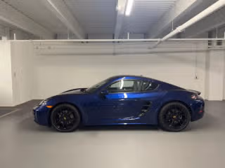 2025 Porsche 718 - Photo 9