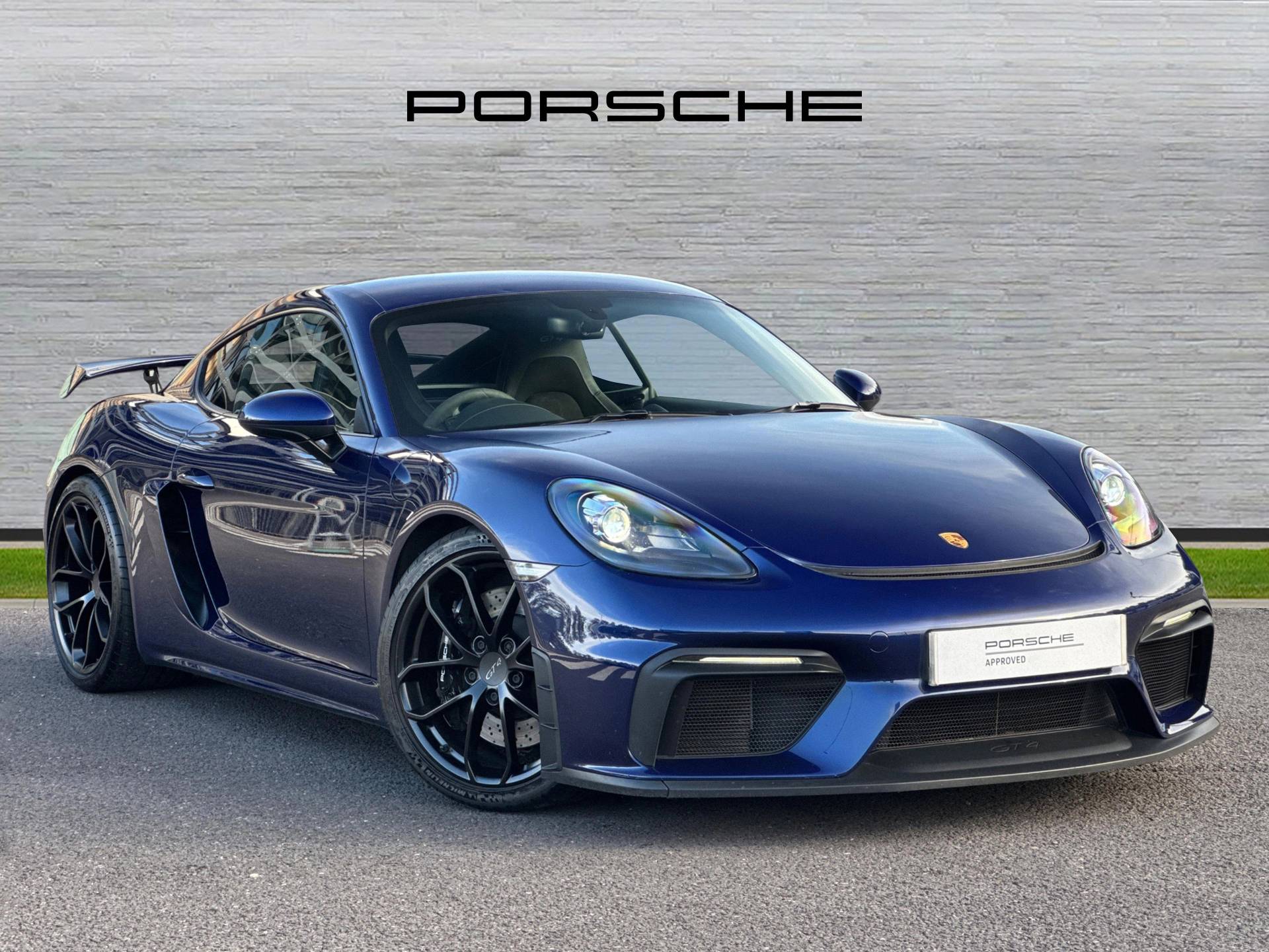 718 Cayman GT4, photo 1 of 31