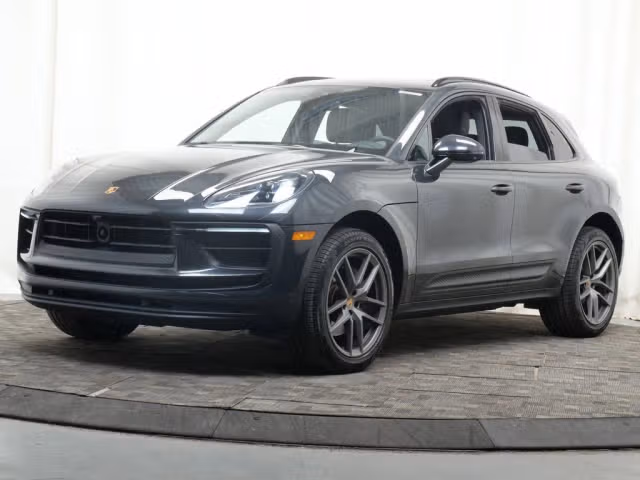 Used 2024 Porsche Macan T with VIN WP1AA2A5XRLB00639 for sale in Golden Valley, Minnesota