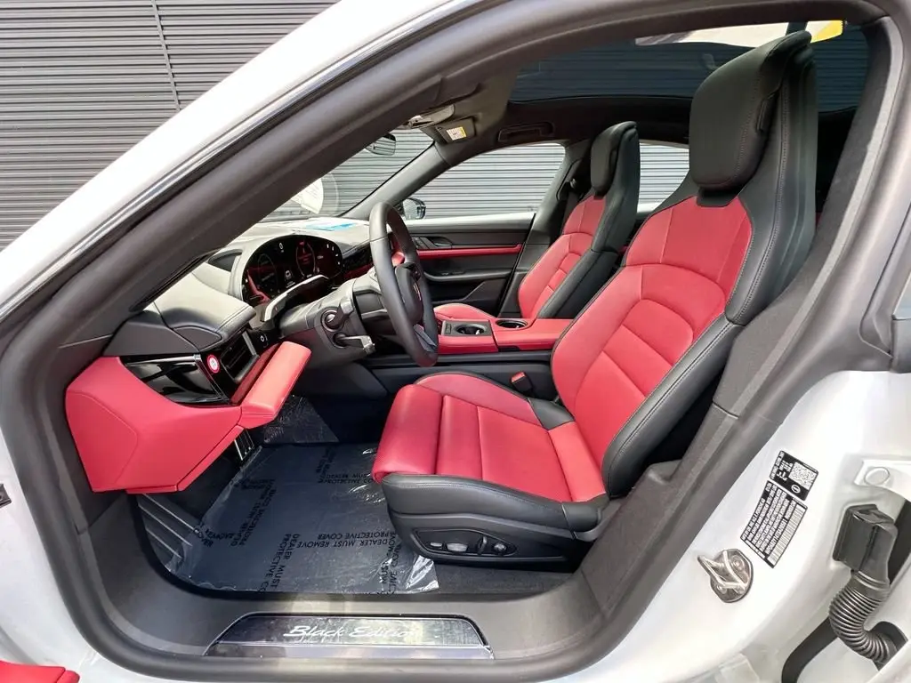 2026 Porsche Taycan S - Photo 40
