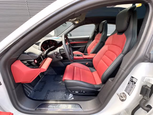 2026 Porsche Taycan S - Photo 34