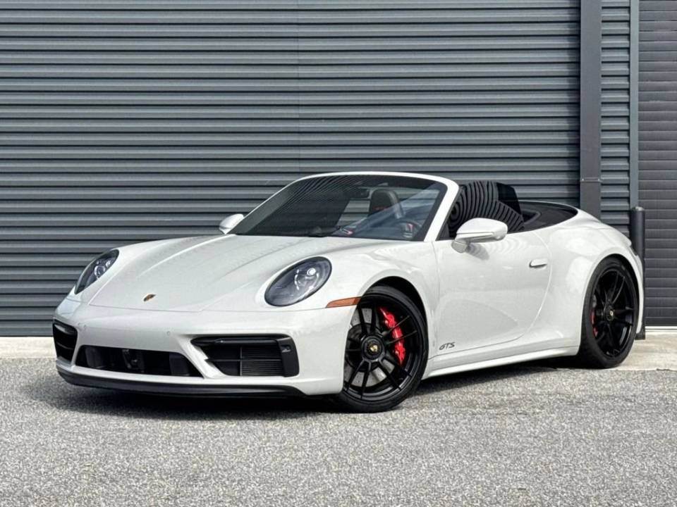 2022 Porsche 911 GTS