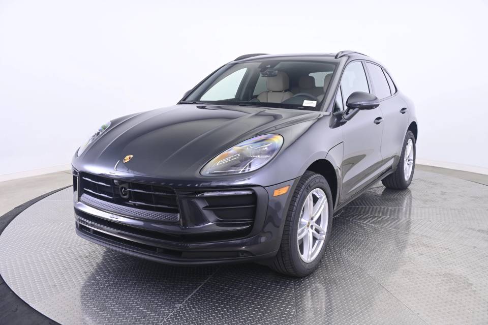 2026 Porsche Macan