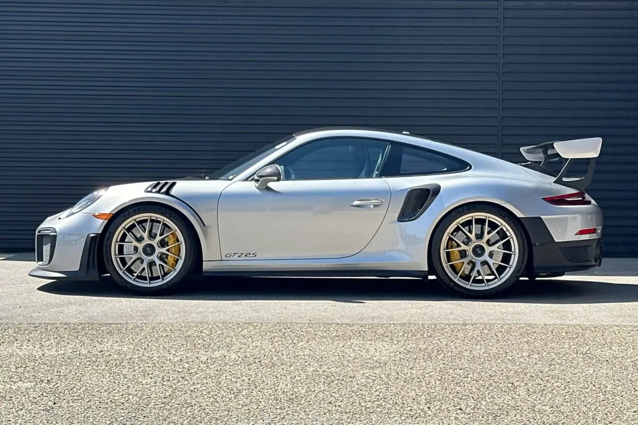 2018 Porsche 911 GT2 RS - Photo 16