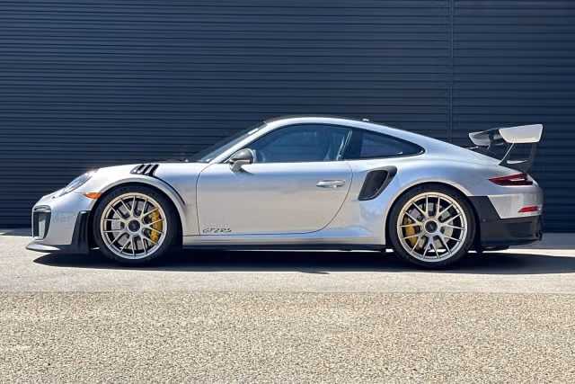 2018 Porsche 911 GT2 RS - Photo 10