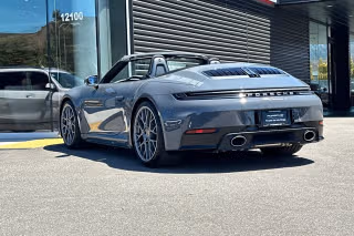 2025 Porsche 911 S - Photo 17
