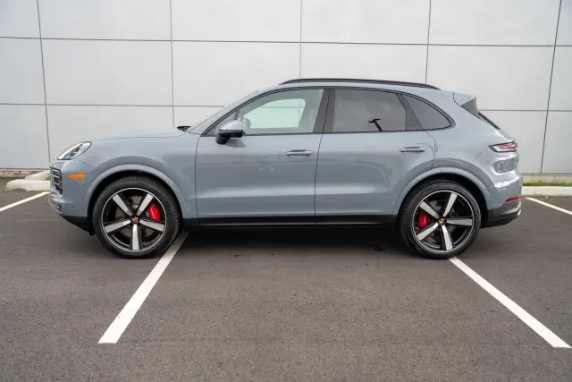 2026 Porsche Cayenne S - Photo 14