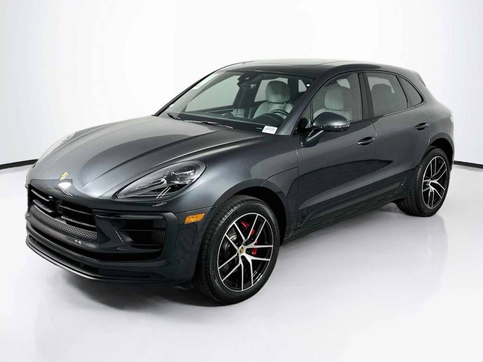 2026 Porsche Macan