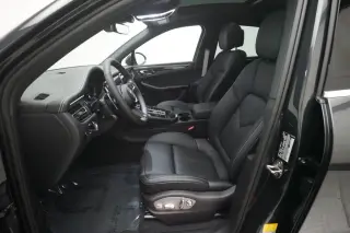 2026 Porsche Macan T - Photo 29
