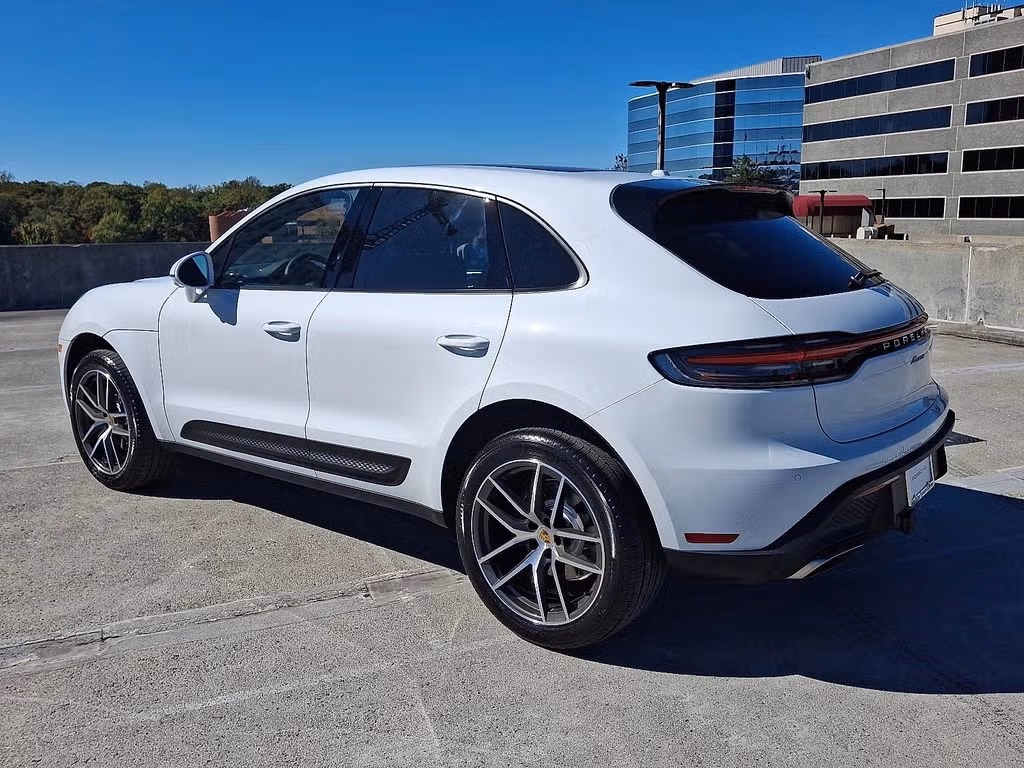 2026 Porsche Macan Base - Photo 20