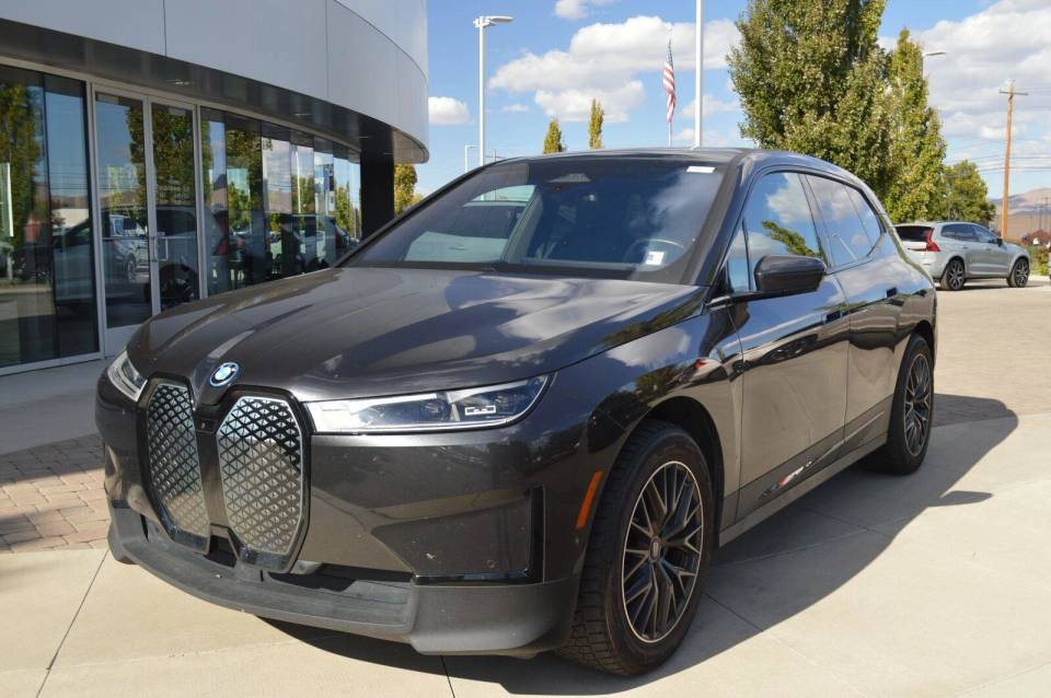 2024 BMW iX