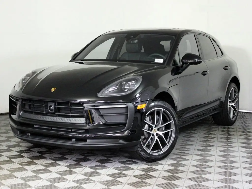 2026 Porsche Macan Base - Photo 8